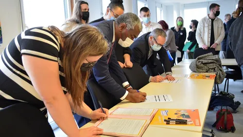 Le Contrat d'engagement jeune pour les décrocheurs de l'Ouest !